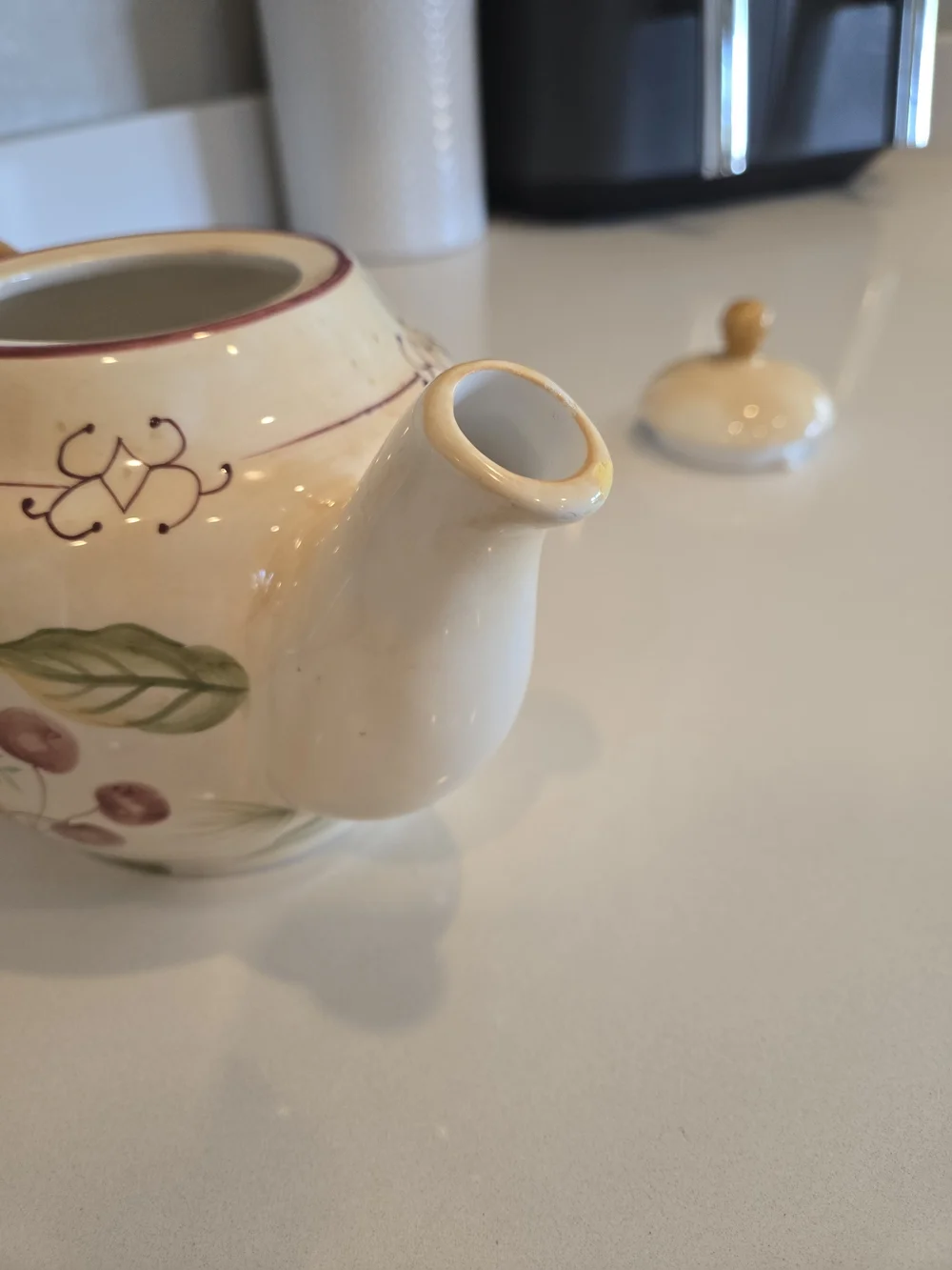 Crate&Barrel Cream Winter Fruits Teapot